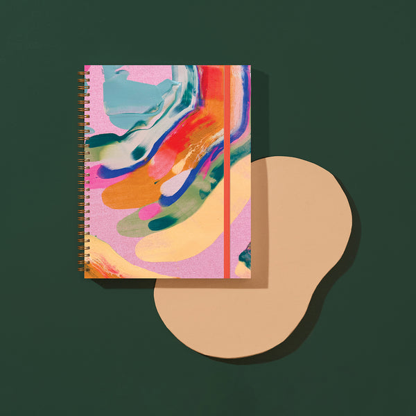 Moglea Palmita B5 Notebook with textured cover and lined pages, ideal for writing and note-taking.